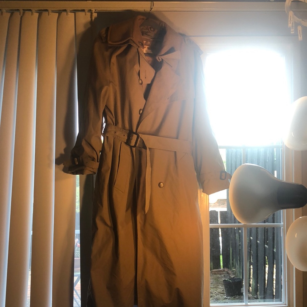 Brooks Brothers size 16 trench coat
